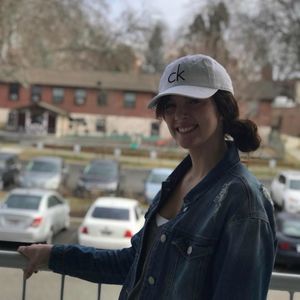 Meet your Posher, Elaine